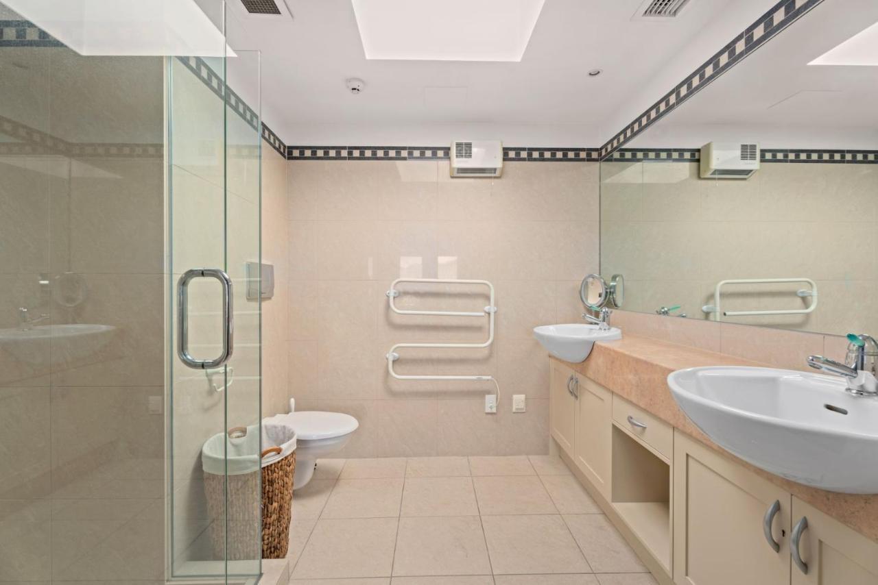 The Village Green Apartment Квинстаун Экстерьер фото